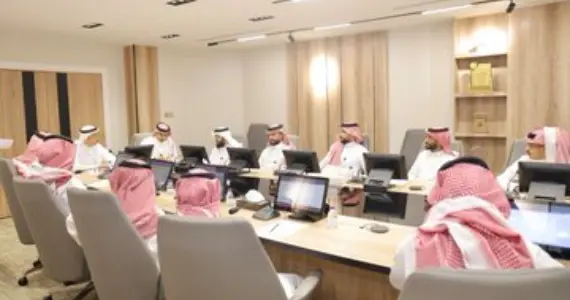 " حسام القمري" رئيساً للجنة الضيافة بغرفة أبها و" عبد الله الغزواني" نائباً له