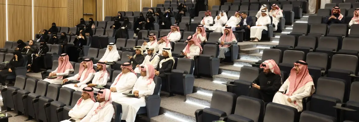 إطلاق "معسكر تمكين الاتصالي" بغرفة أبها